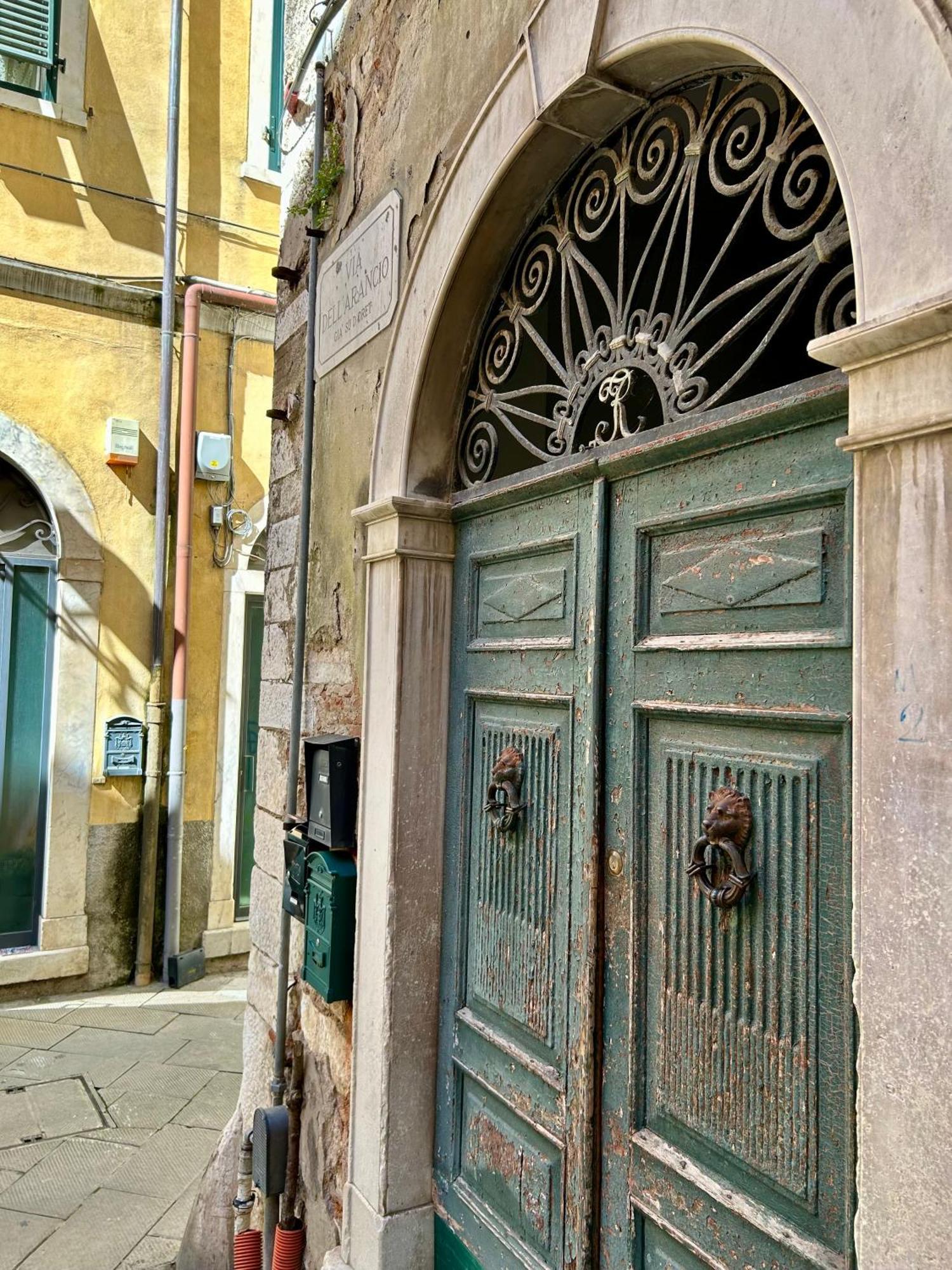 La Porta Sui Monti Di Luna 卡拉拉 外观 照片